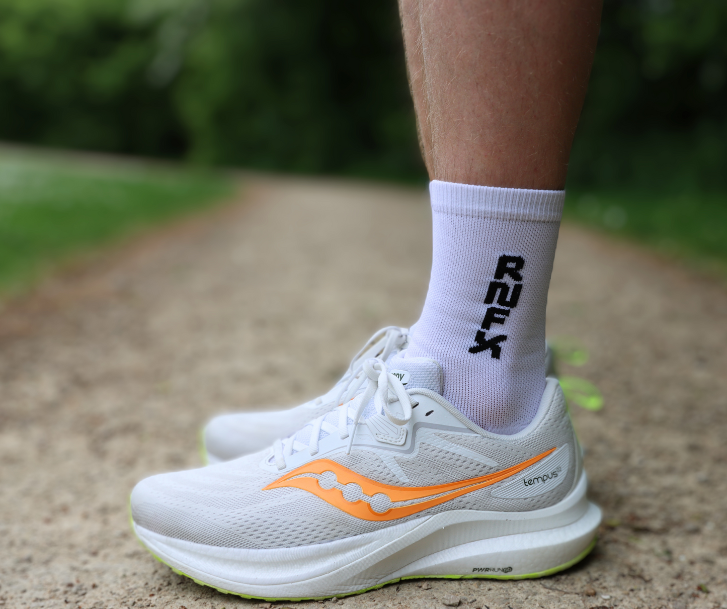 Signature Black and White Running Sock