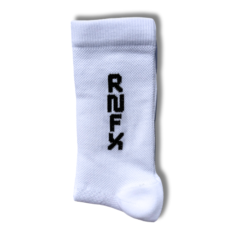Signature Black and White Running Sock