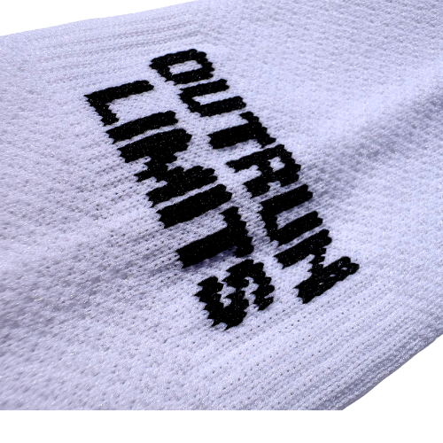 Signature Black and White Running Sock