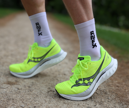 Signature Black and White Running Sock